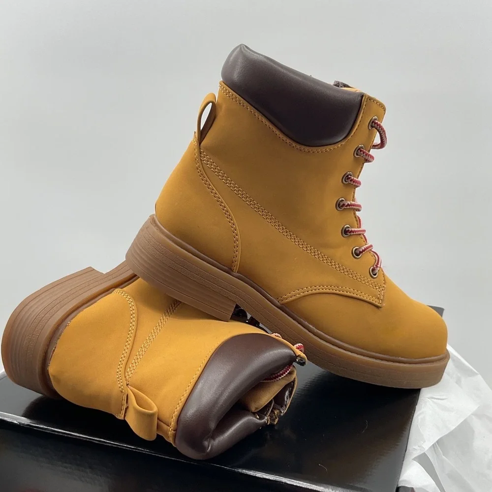 Steve Madden classic work